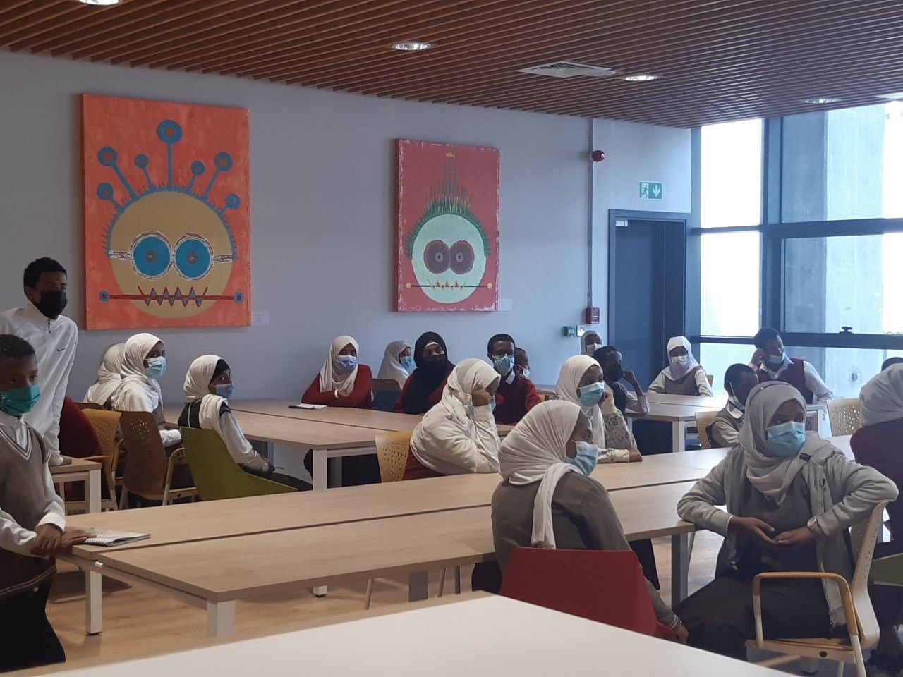 Mekanisa Abadir School top-performing students visit Berhan Books Library photo 1
