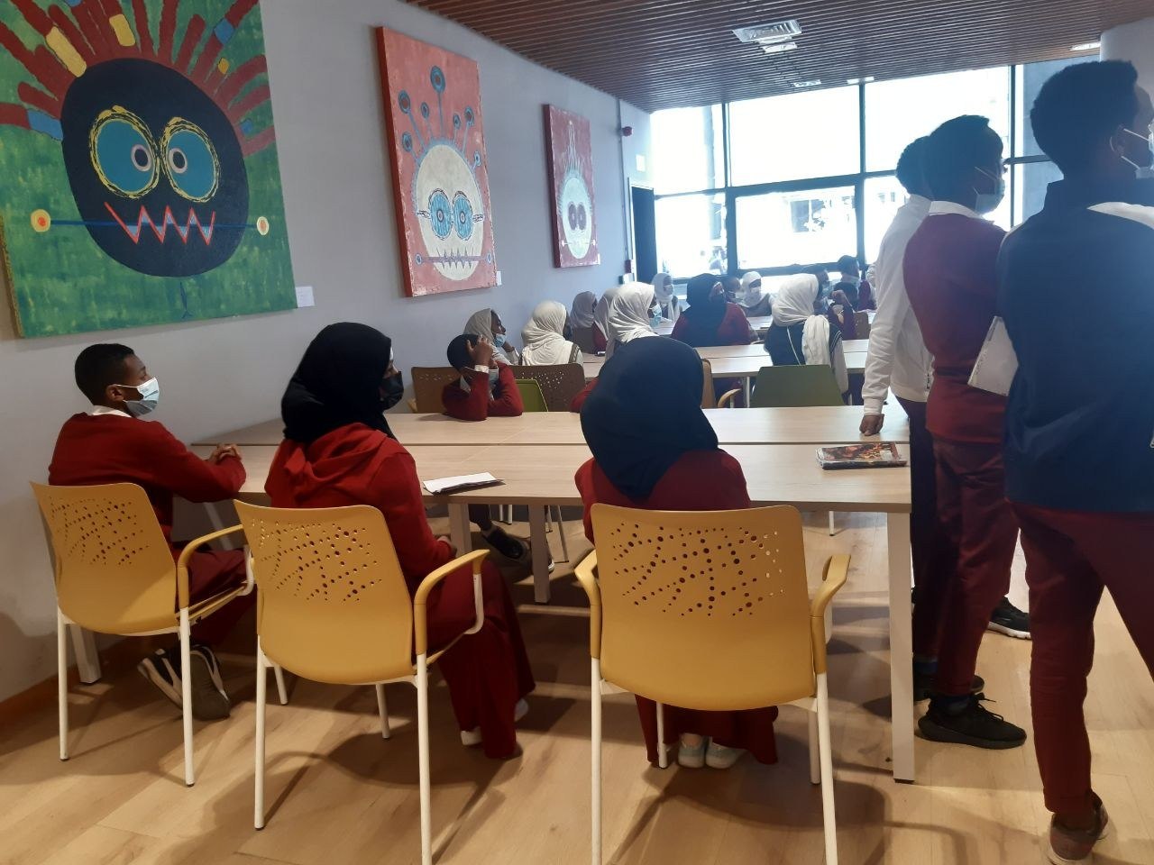 Mekanisa Abadir School top-performing students visit Berhan Books Library photo 5